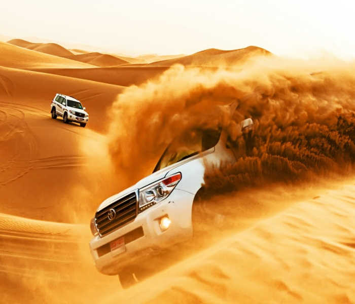 dune bashing Dubai image